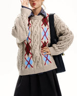 菱形格麻花辮套頭毛衣