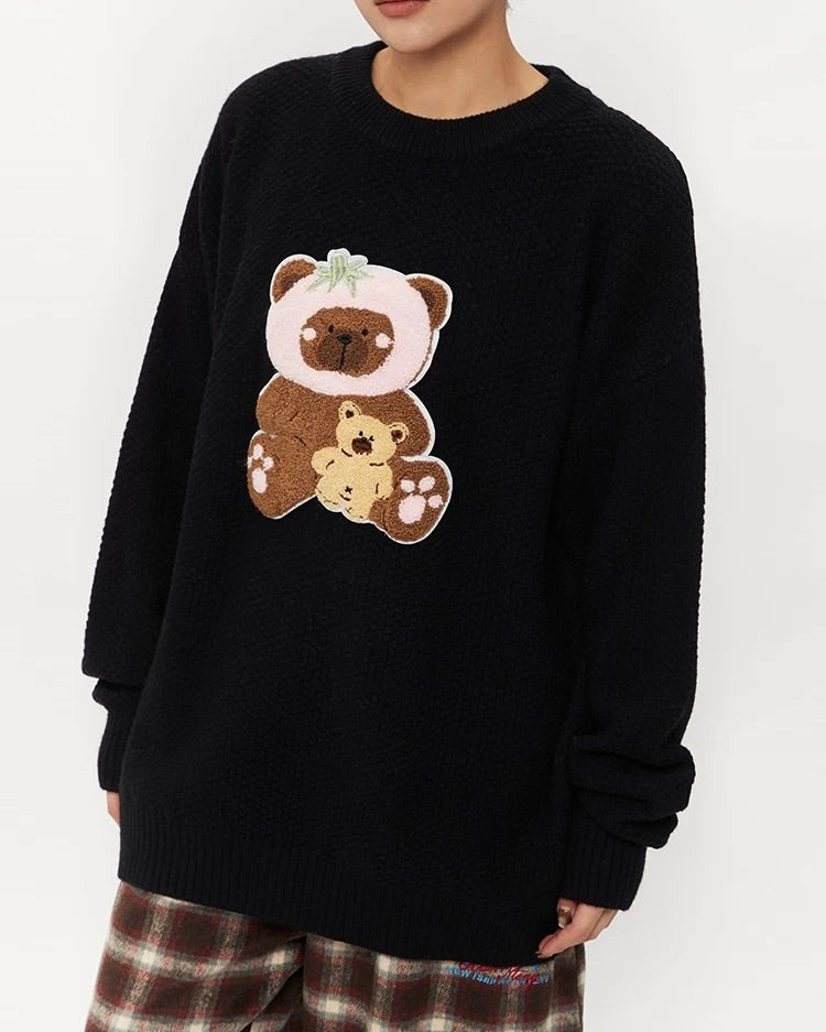 Crew neck bear knit sweater