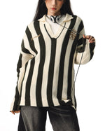 Simple and versatile collared sweater