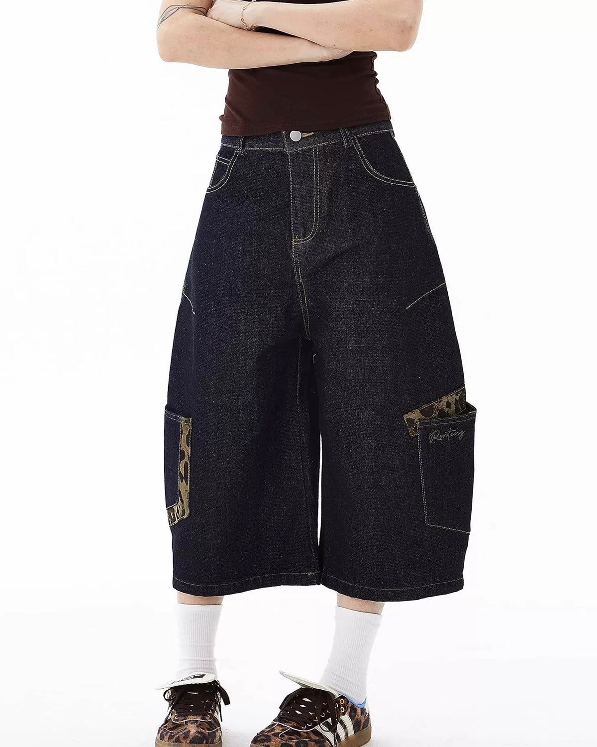 Panelled cargo cropped jeans