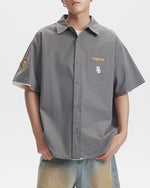 Badge embroidered short-sleeved shirt