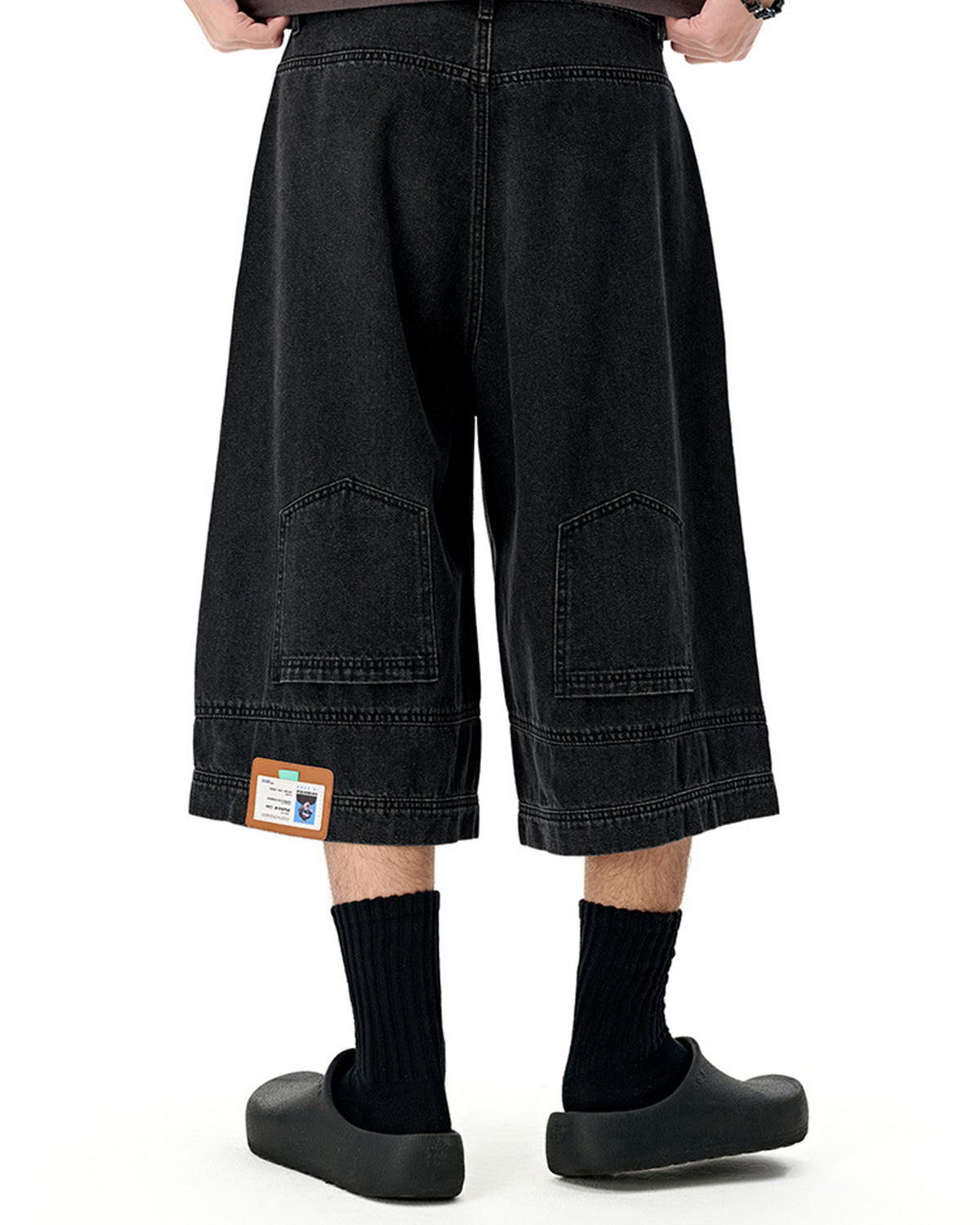 Structured Washed Capri Pants