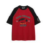 대조적인 색상의 문자 짧은 소매