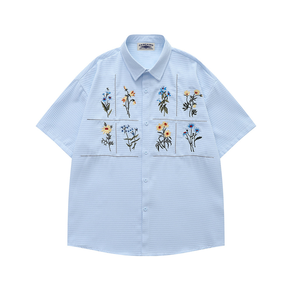 Floral embroidered short-sleeved shirt