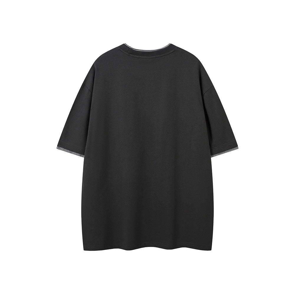 대조적인 컬러 스티칭 짧은 소매