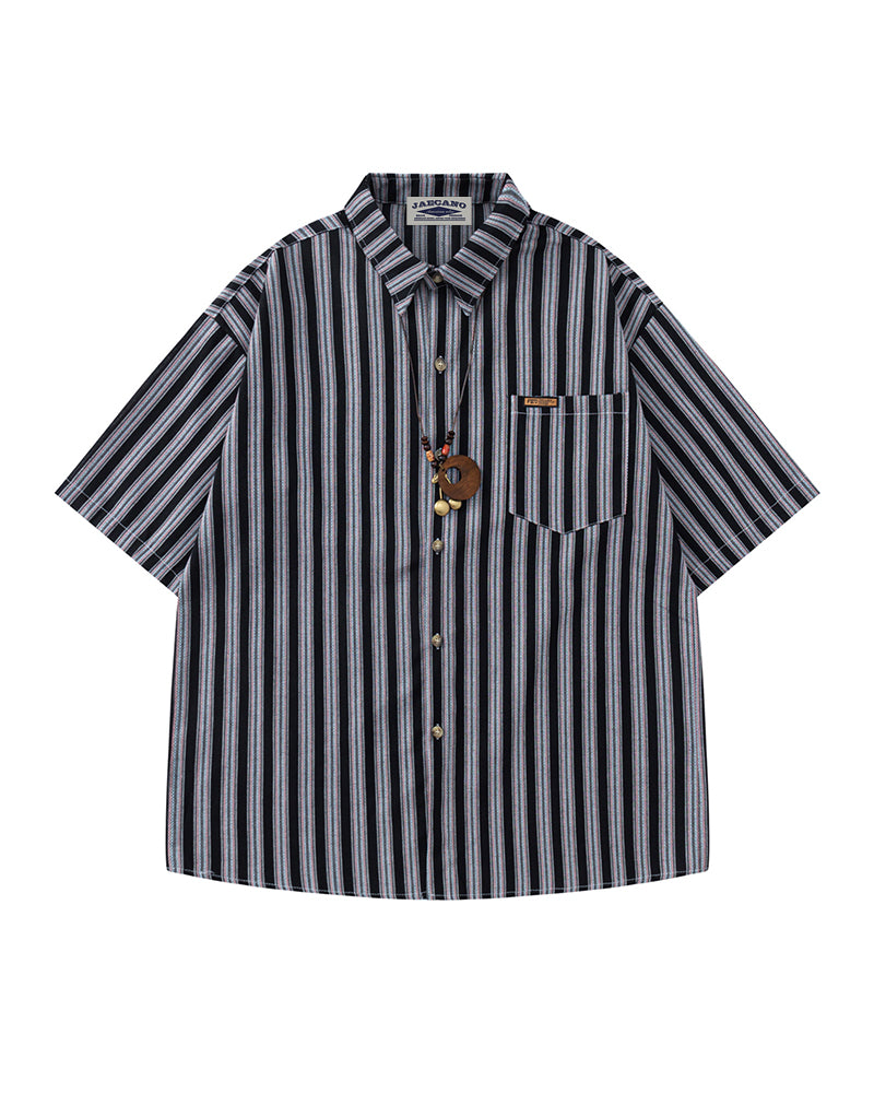 Vertical striped necklace short-sleeved shirt