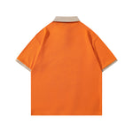 대비되는 컬러의 폼 프린트 반팔