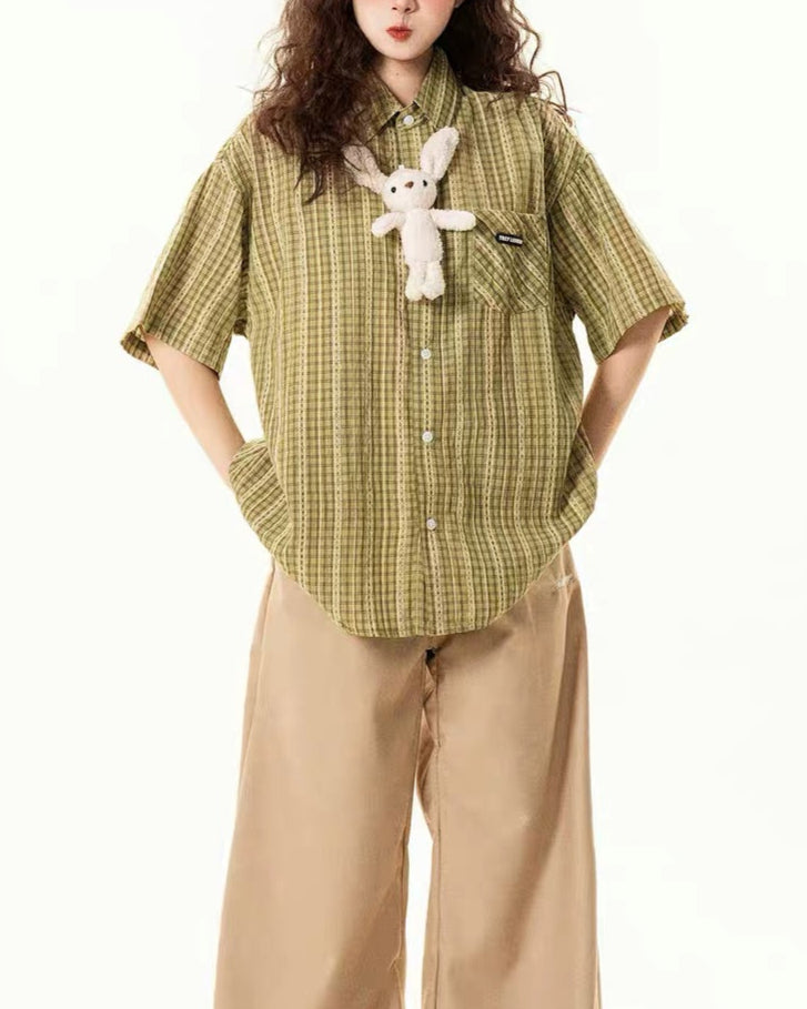 Cute short-sleeved shirt with pendant