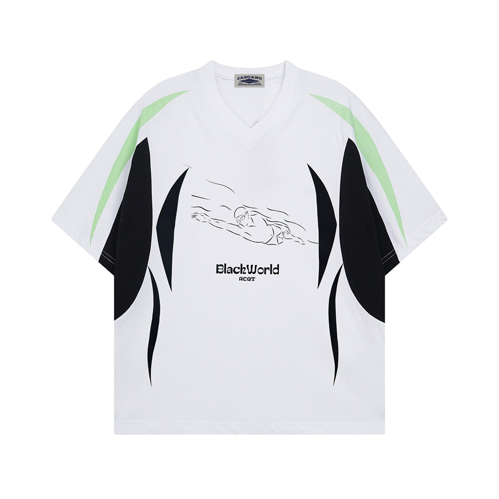 Loose contrasting short sleeves