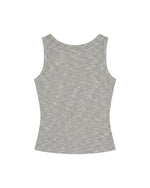 Simple and versatile sleeveless top (women's)