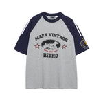 대조적인 색상의 문자 짧은 소매