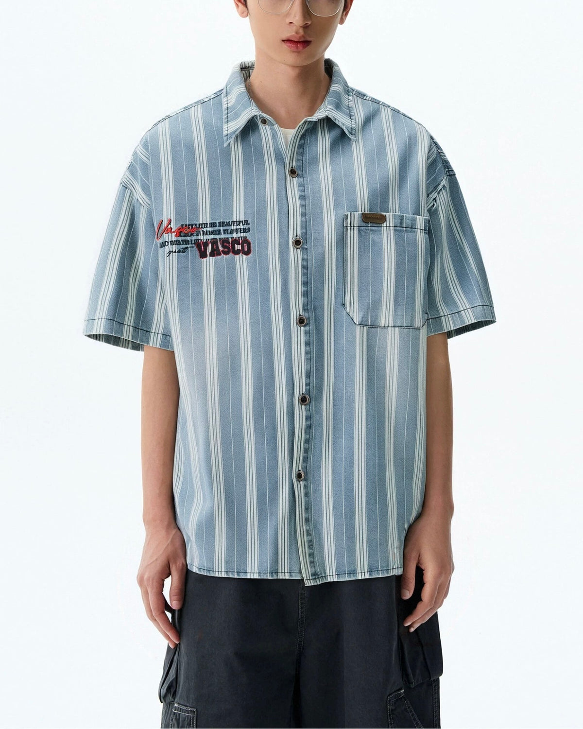 Simple short-sleeved shirt