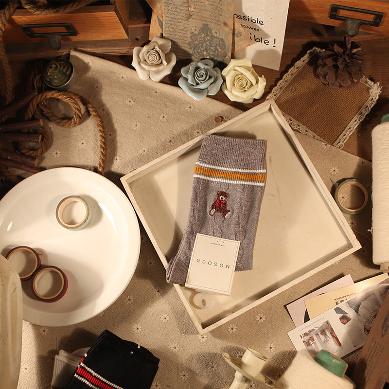 彩色條紋中筒襪