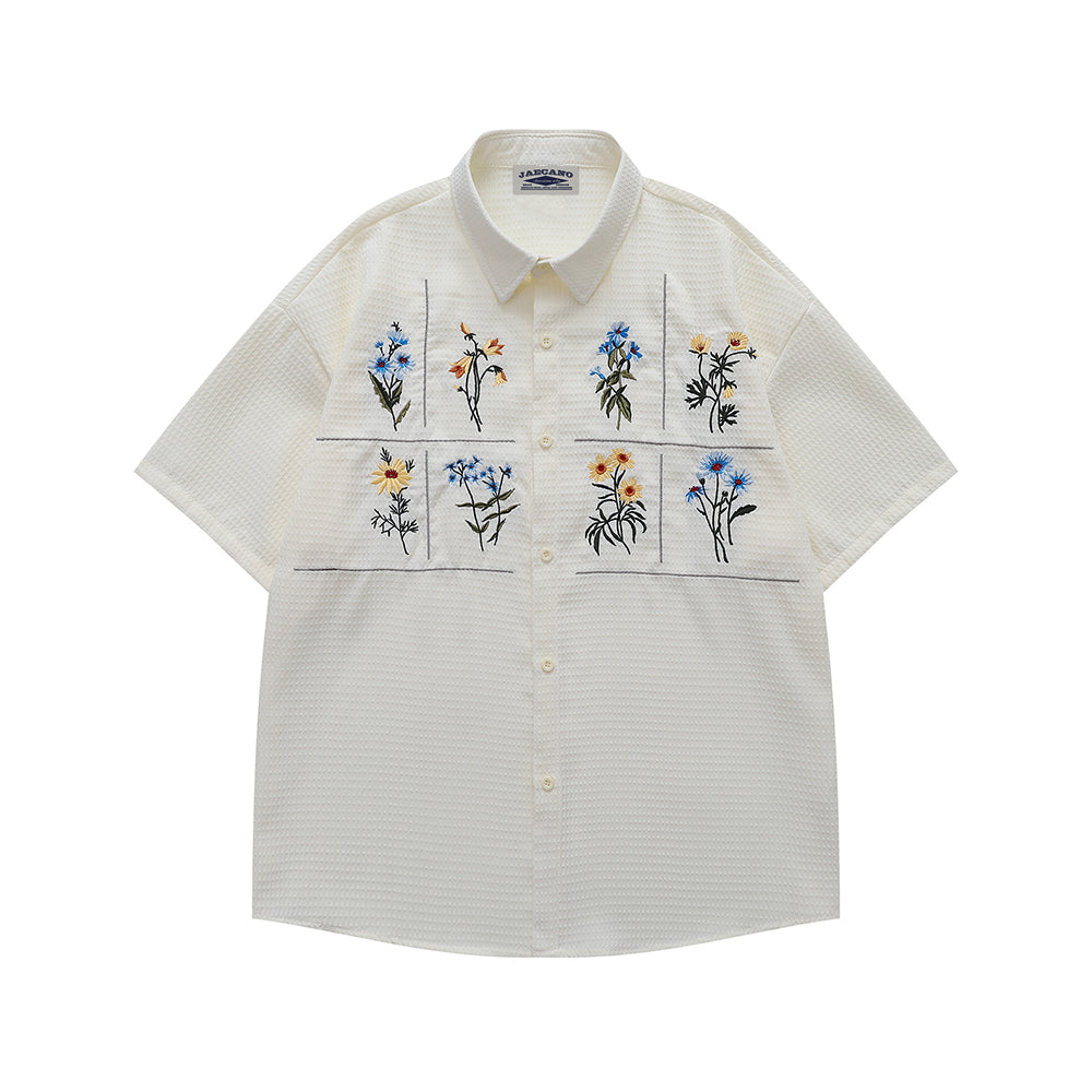 Floral embroidered short-sleeved shirt