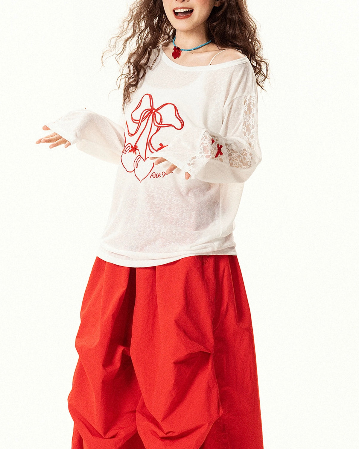 Simple off-shoulder long sleeves (women's)