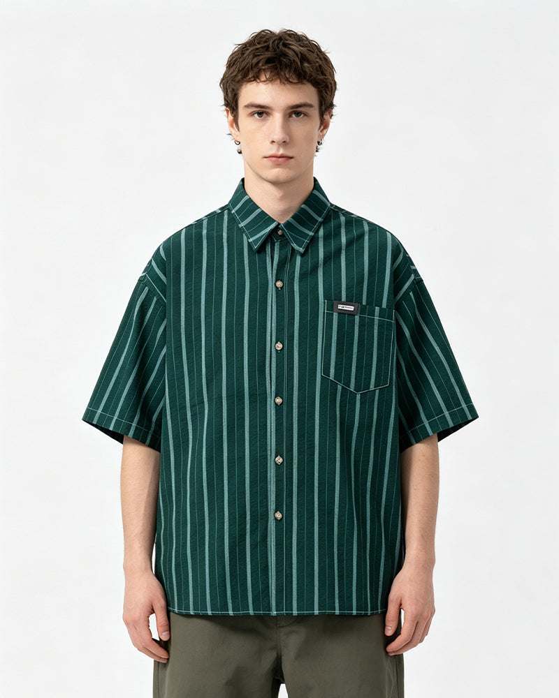 Simple striped short-sleeved shirt