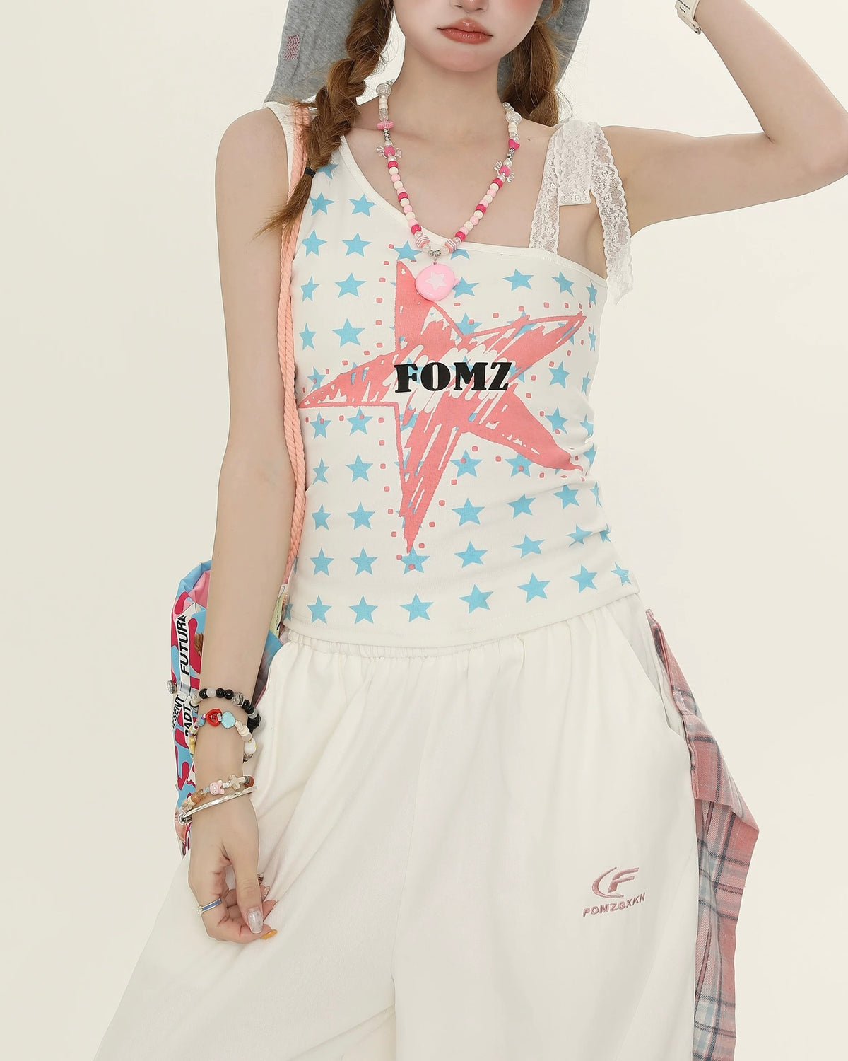 Personalized pattern vest (women's)