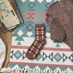 復古格子女中筒長襪