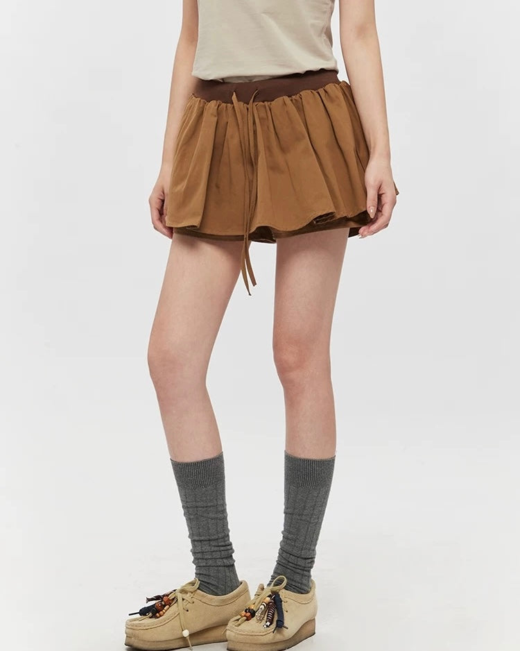 Anti-exposure pleated skirt