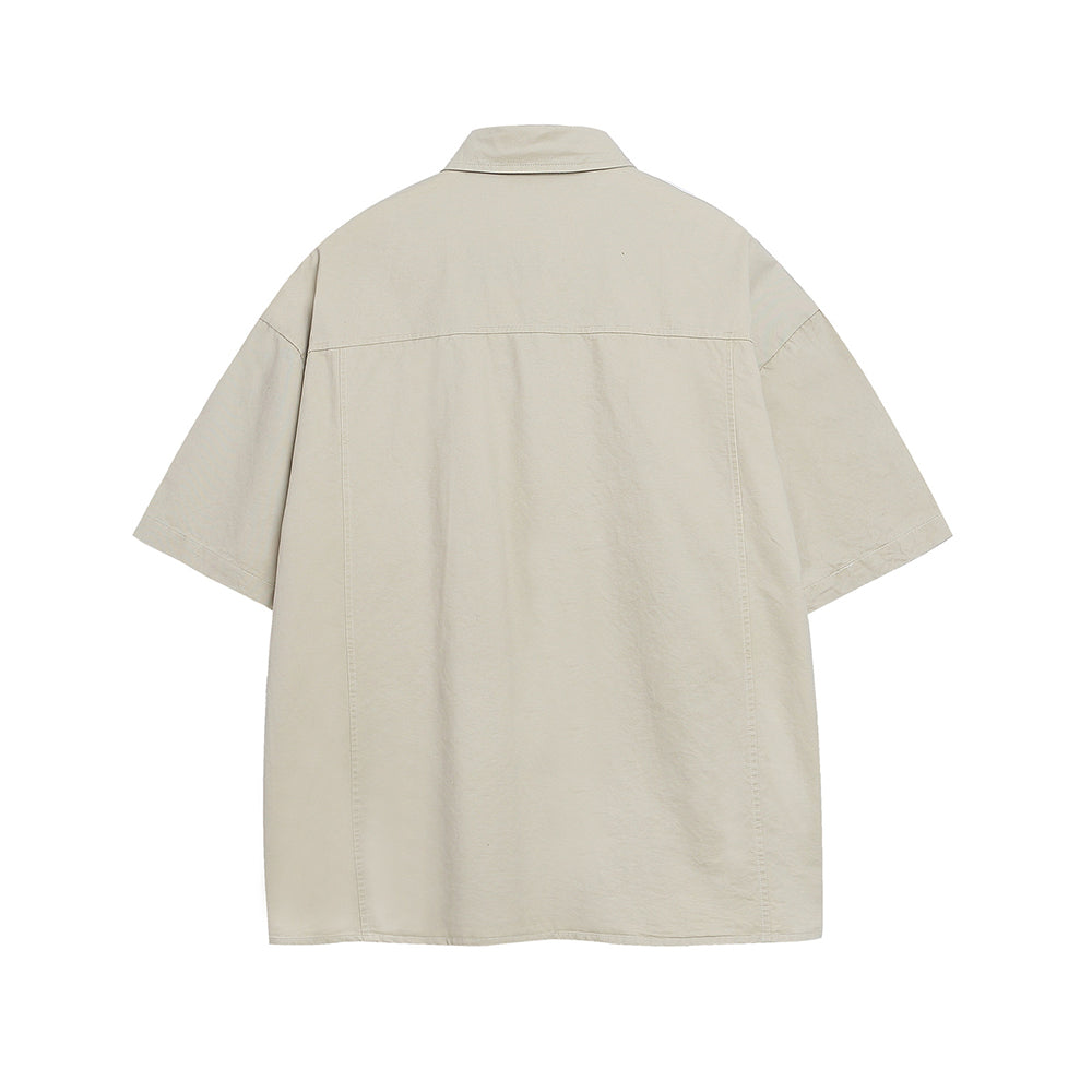 Embroidered zip-up short-sleeved shirt