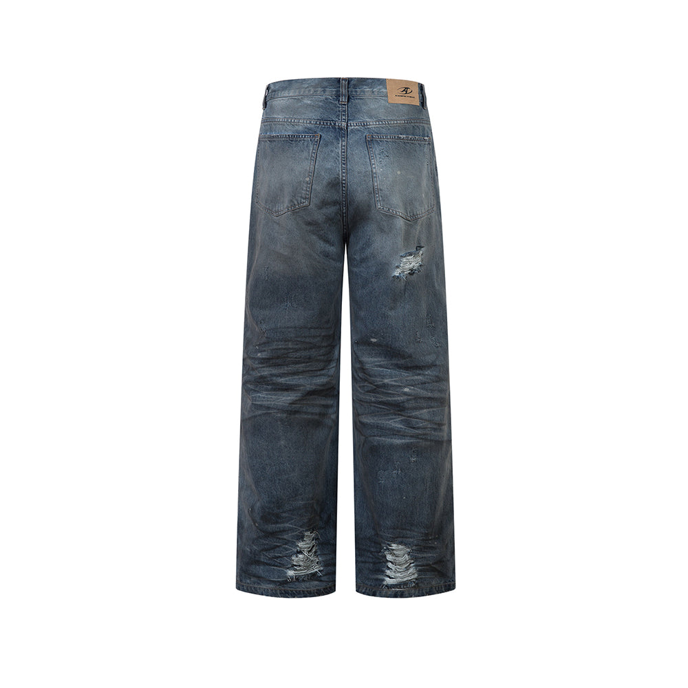 水洗破洞牛仔褲