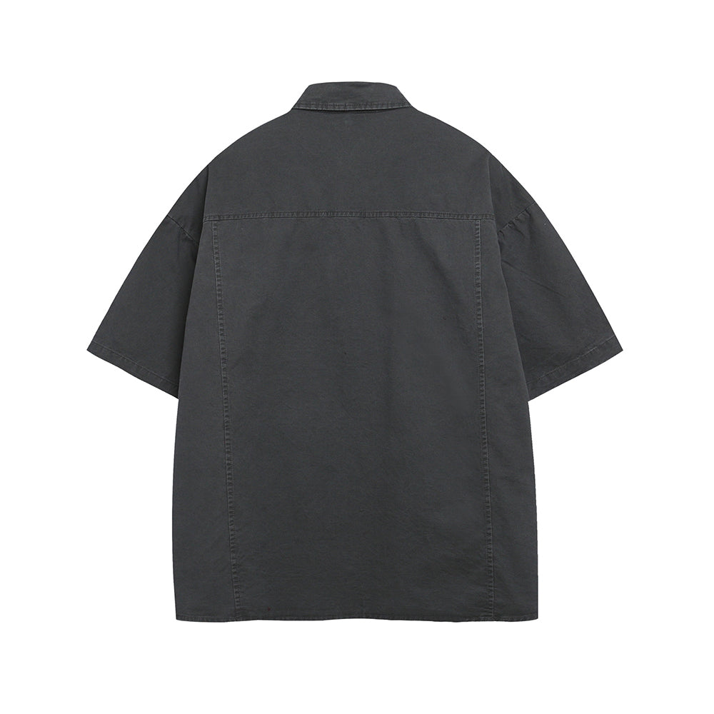 Embroidered zip-up short-sleeved shirt