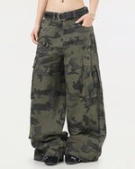 Multi-pocket heavy-duty wide-leg pants