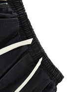 Personalized denim trousers