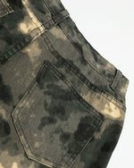 Loose camouflage shorts