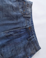 水洗牛仔直筒褲