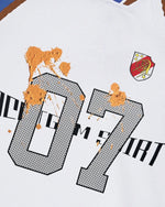 대비되는 색상의 심플한 반팔