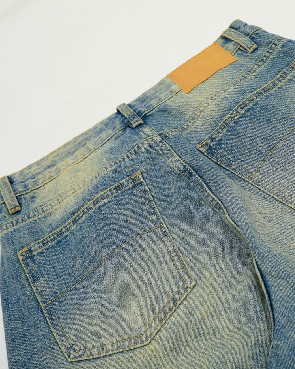 Vintage Washed Loose Jeans