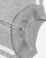 컬러 블록 니트 소재의 활용도 높은 코트