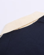 Contrast color lettering short sleeve shirt