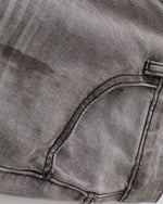 破洞水洗直筒牛仔褲