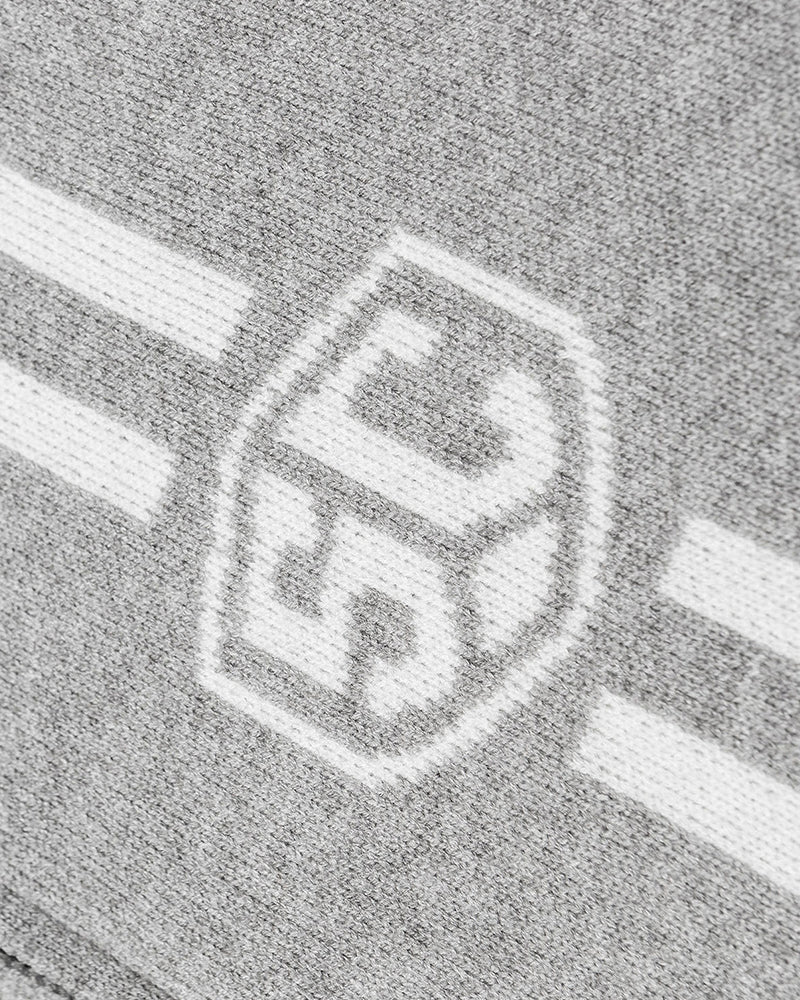 컬러 블록 니트 소재의 활용도 높은 코트