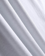 심플한 대비 컬러의 반팔