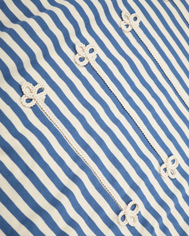 Simple and versatile casual long-sleeved shirt