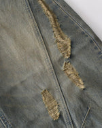 Washed distressed jeans