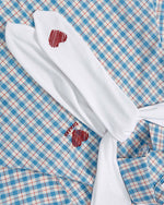 Heart-embroidered short-sleeved shirt (women's)