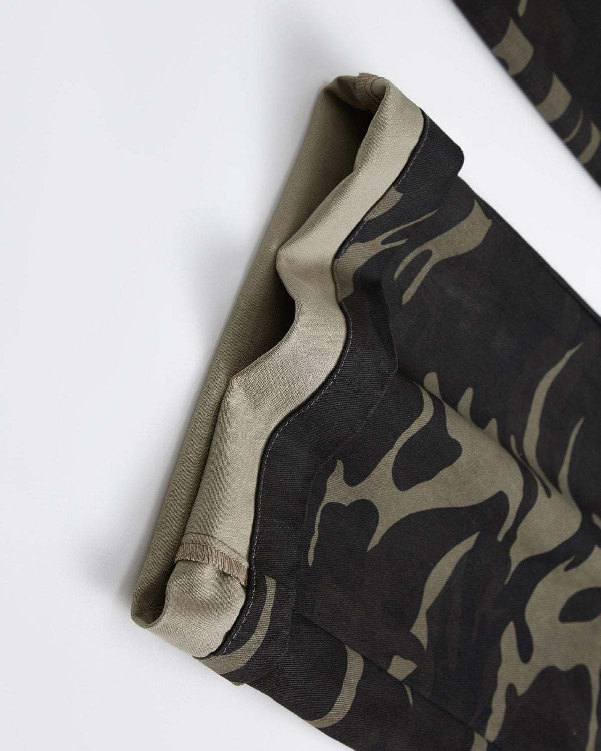 Retro all-match camouflage overalls