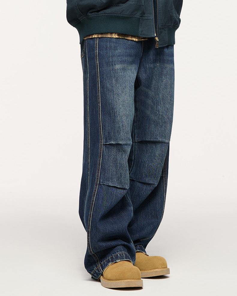 Straight casual jeans