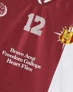 심플한 대비 컬러의 반팔