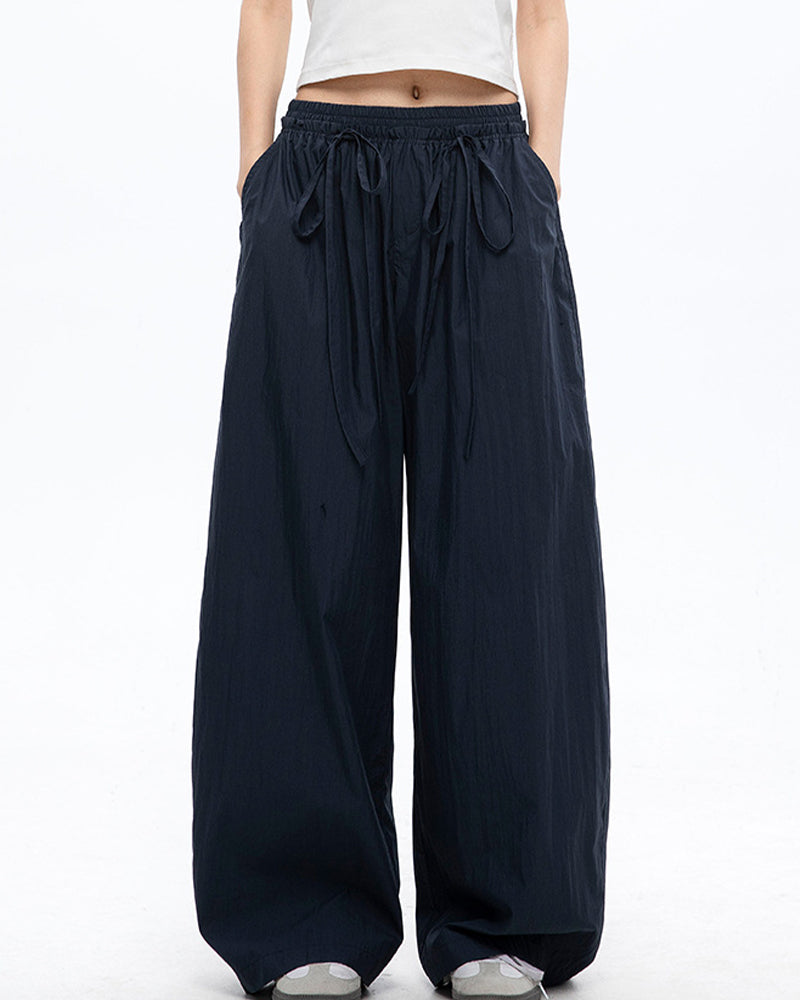 Bow straight pants