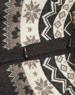 탈부착 가능한 후드 니트웨어