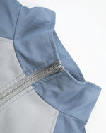コントラストカラーの万能ジャケット