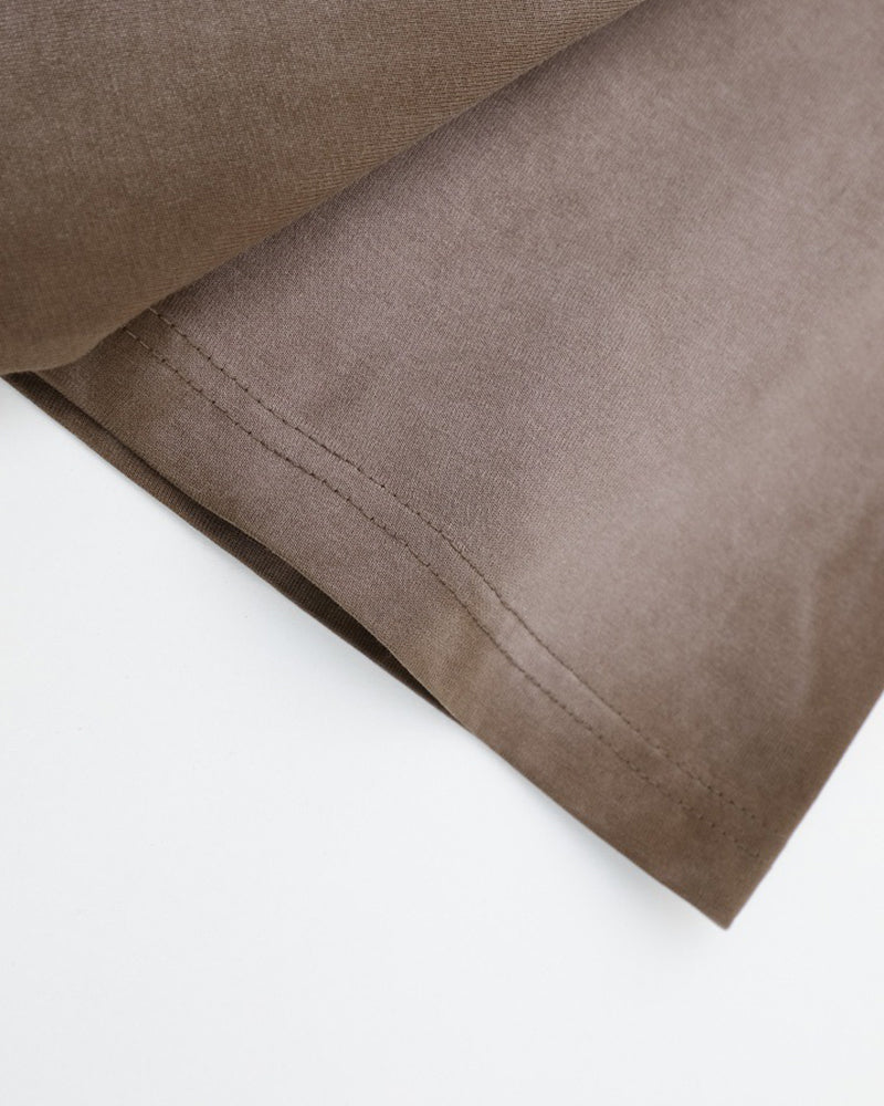 물감 튀김 무늬가 있는 빈티지 스타일의 반팔 셔츠