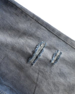 水洗破洞直筒牛仔褲