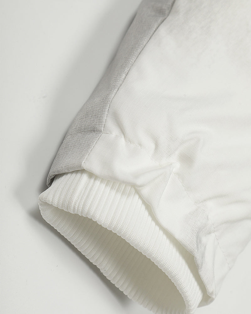 Short, versatile cotton-padded jacket