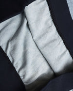 撞色蘋果刺綉衛衣